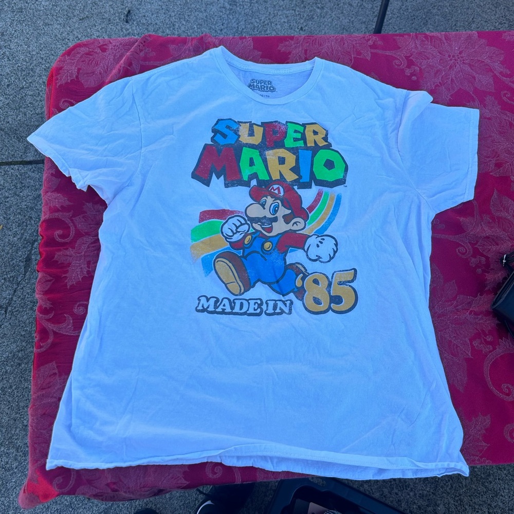 Super Mario shirt